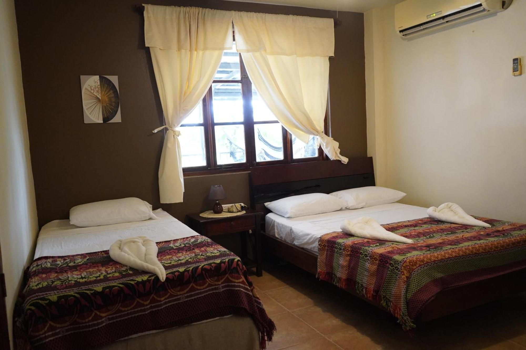 Beachside Stay At Villa Viyarte ซานฮวนเดลซูร์ ภายนอก รูปภาพ